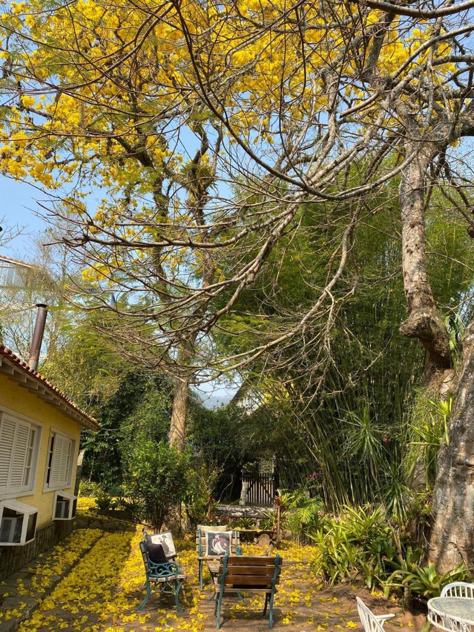 Pousada Casa Do Ipe Amarelo Miguel Pereira Exterior photo