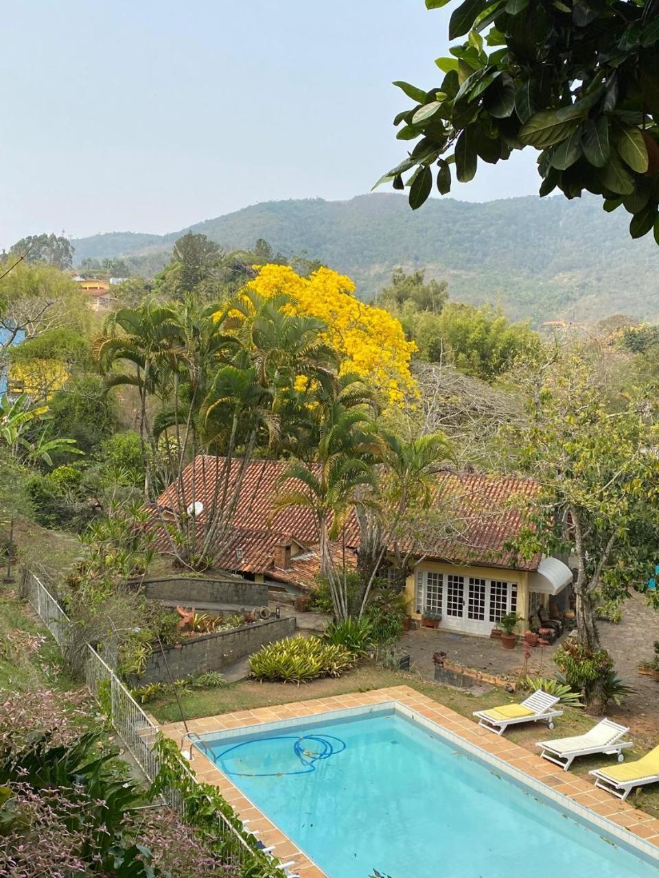 Pousada Casa Do Ipe Amarelo Miguel Pereira Exterior photo